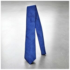 Salvatore Ferragamo Men’s Gancini Silk Textured Necktie. Blue. 59”